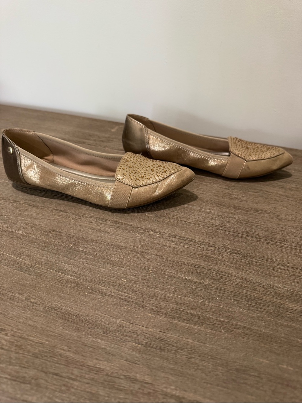 Anne Klein Flat | Size 7 | Good Used Condition - Picture 2 of 8